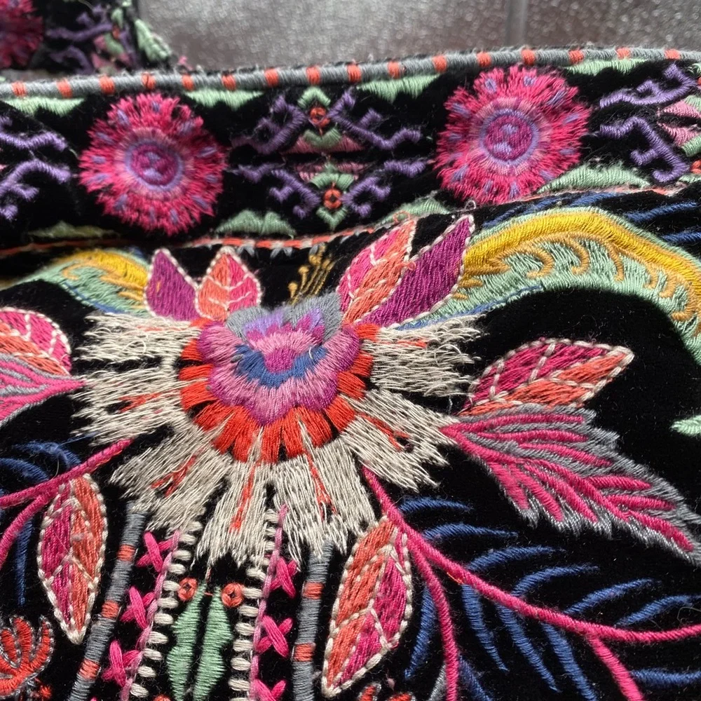 660 JOHNNY WAS velvet &silk embrodery tote bag from my closet EPOC - Picture 10 of 10